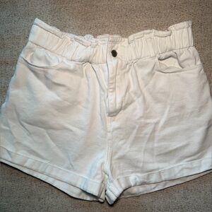 White paper bag women's shorts